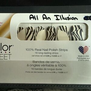Color Street All An Illusion Zebra Nail Strips
